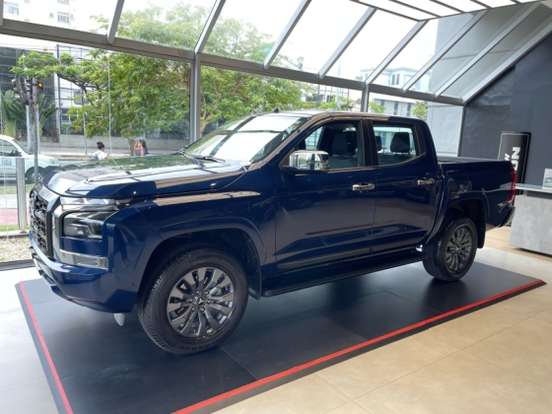 MITSUBISHI-TRITON-2.4 BITURBO DIESEL CD HPE 4X4 AUTOMÁTICO MITSUBISHI-TRITON-2026