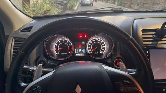 MITSUBISHI-ASX-2016