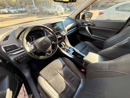 MITSUBISHI-ECLIPSE CROSS-2019