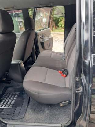 MITSUBISHI-L200-2008