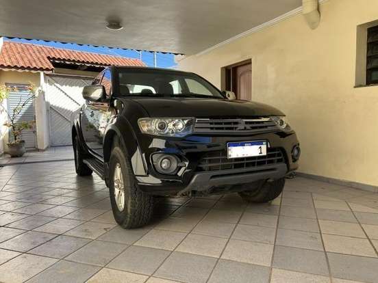 MITSUBISHI-L200 TRITON-3.2 HPE 4X4 CD 16V TURBO INTERCOOLER DIESEL 4P MANUAL MITSUBISHI-L200 TRITON-2014