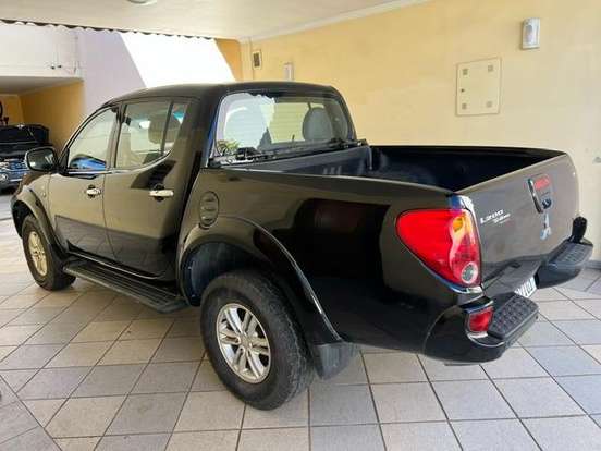 MITSUBISHI-L200 TRITON-3.2 HPE 4X4 CD 16V TURBO INTERCOOLER DIESEL 4P MANUAL MITSUBISHI-L200 TRITON-2014