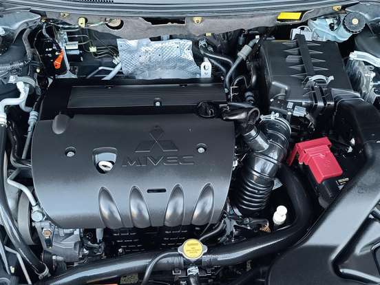MITSUBISHI-LANCER-2.0 16V GASOLINA 4P AUTOMÁTICO MITSUBISHI-LANCER-2015