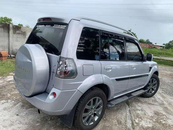 MITSUBISHI-PAJERO TR4-2.0 4X2 16V 140CV FLEX 4P AUTOMÁTICO MITSUBISHI-PAJERO TR4-2014