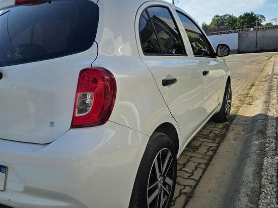 NISSAN-MARCH-1.0 S 12V FLEX 4P MANUAL NISSAN-MARCH-2015