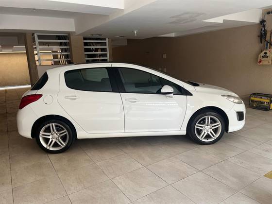 PEUGEOT 308 2.0 FELINE 16V FLEX 4P AUTOMÁTICO