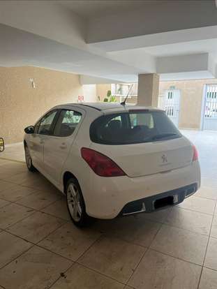PEUGEOT-308-2012