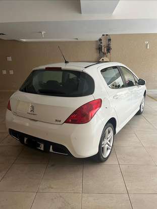 PEUGEOT-308-2012