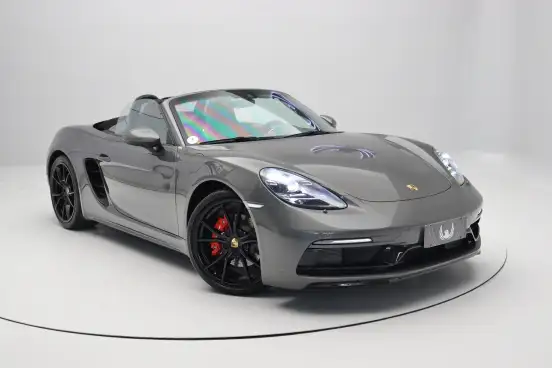 PORSCHE-718-2018