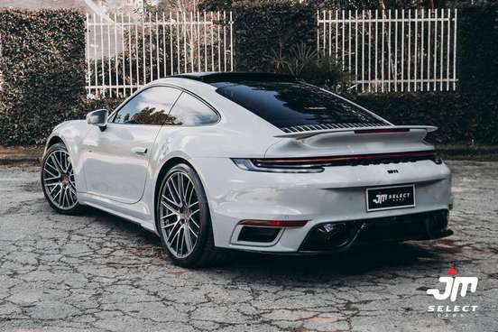 PORSCHE-911-2023