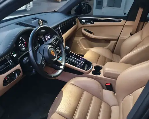 PORSCHE-MACAN-2022