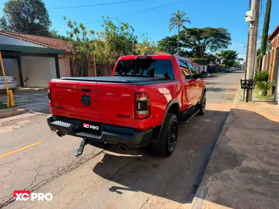 RAM-1500-5.7 V8 GASOLINA REBEL CD 4X4 AUTOMÁTICO RAM-1500-2022