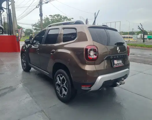 RENAULT-DUSTER-2020