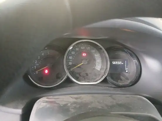 RENAULT-SANDERO-2022