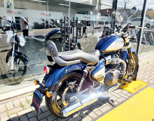 ROYAL ENFIELD-METEOR 650 CELESTIAL-2025