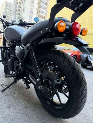 ROYAL ENFIELD-HUNTER 350-2025