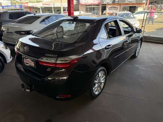 TOYOTA-COROLLA-2018