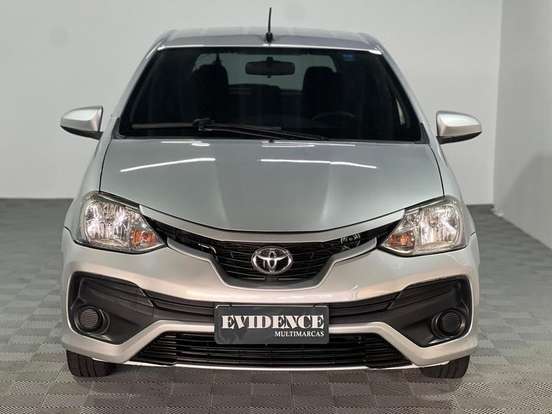 TOYOTA-ETIOS-2017