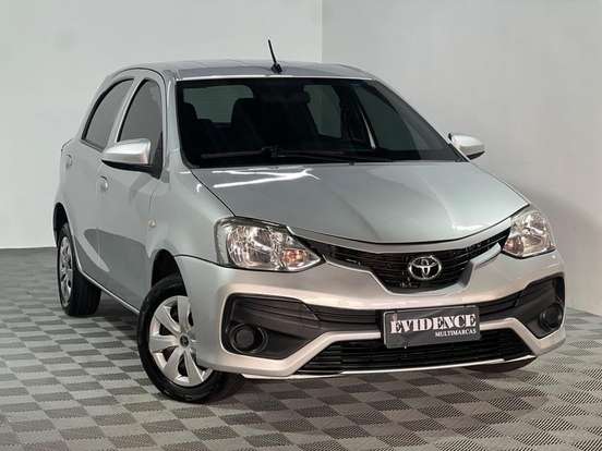 TOYOTA-ETIOS-2017