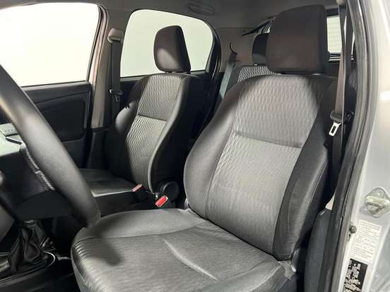 TOYOTA-ETIOS-2017