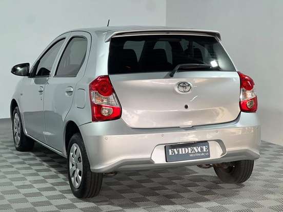 TOYOTA-ETIOS-1.3 X 16V FLEX 4P MANUAL TOYOTA-ETIOS-2017