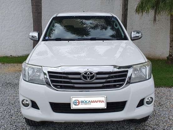 TOYOTA-HILUX-2.7 SRV 4X4 CD 16V FLEX 4P AUTOMÁTICO TOYOTA-HILUX-2013