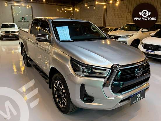 TOYOTA-HILUX-2020
