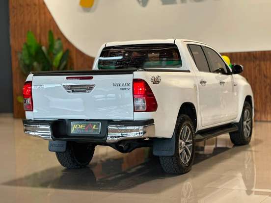 TOYOTA-HILUX-2.8 SRX 4X4 CD 16V DIESEL 4P AUTOMÁTICO TOYOTA-HILUX-2018