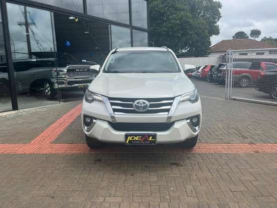 TOYOTA-HILUX SW4-2.8 SRX 4X4 16V TURBO INTERCOOLER DIESEL 4P AUTOMÁTICO TOYOTA-HILUX SW4-2018