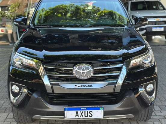 TOYOTA-HILUX SW4-2016