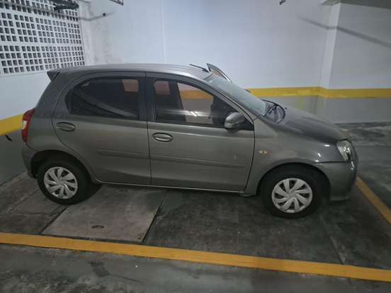 TOYOTA-ETIOS-2017