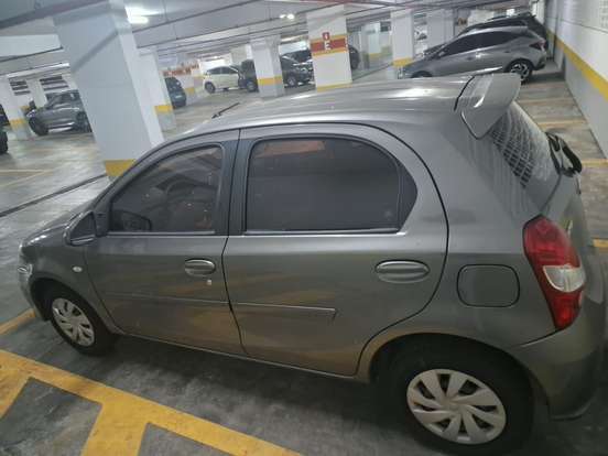 TOYOTA-ETIOS-2017