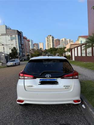 TOYOTA-YARIS-1.5 16V FLEX XLS MULTIDRIVE TOYOTA-YARIS-2019
