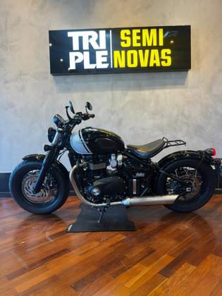 TRIUMPH BONNEVILLE BOBBER 1200 