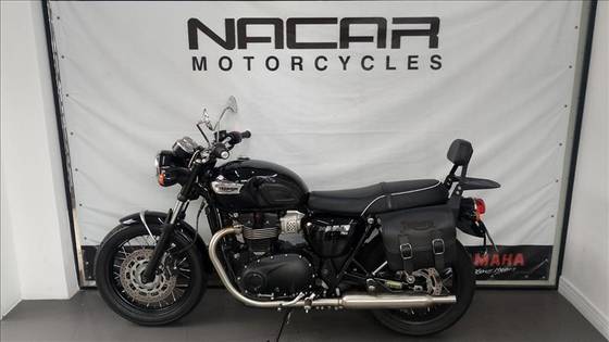 TRIUMPH BONNEVILLE T100 900 