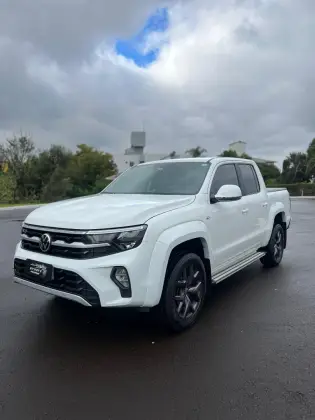 VOLKSWAGEN AMAROK 3.0 V6 TDI DIESEL HIGHLINE CD 4MOTION AUTOMÁTICO