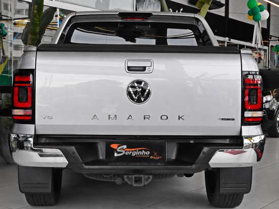 VOLKSWAGEN-AMAROK-2024
