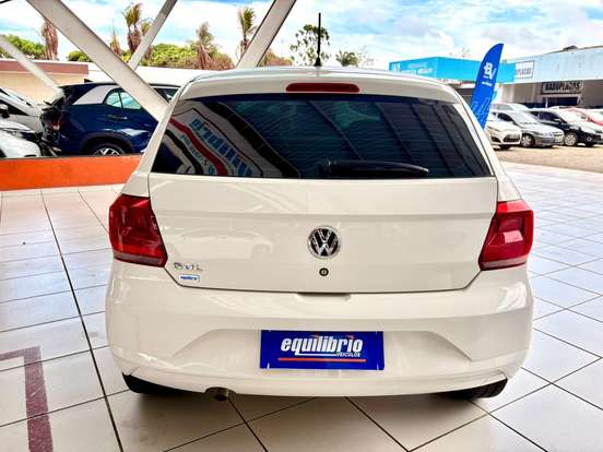 VOLKSWAGEN-GOL-1.0 12V MPI TOTALFLEX 4P MANUAL VOLKSWAGEN-GOL-2022