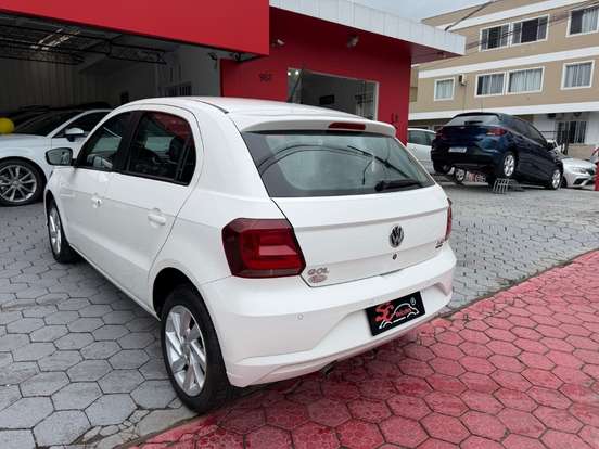 VOLKSWAGEN-GOL-2019
