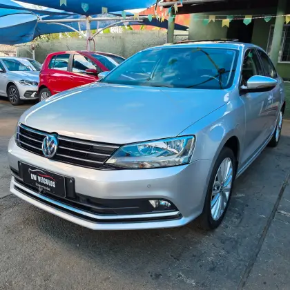 VOLKSWAGEN JETTA 1.4 16V TSI COMFORTLINE GASOLINA 4P TIPTRONIC VOLKSWAGEN JETTA 1.4 16V TSI COMFORTLINE GASOLINA 4P TIPTRONIC