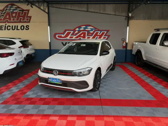 VOLKSWAGEN POLO 1.0 MPI TRACK MANUAL VOLKSWAGEN POLO 1.0 MPI TRACK MANUAL