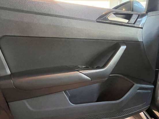 VOLKSWAGEN-POLO-2024