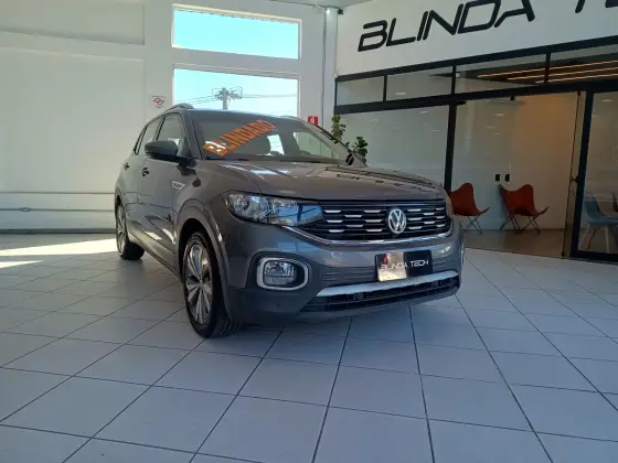 VOLKSWAGEN T-CROSS 1.4 250 TSI TOTAL FLEX HIGHLINE AUTOMÁTICO VOLKSWAGEN T-CROSS 1.4 250 TSI TOTAL FLEX HIGHLINE AUTOMÁTICO