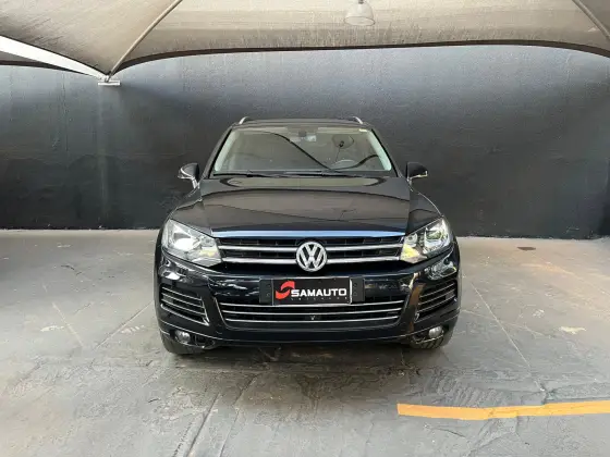 VOLKSWAGEN TOUAREG 4.2 R LINE V8 32V GASOLINA 4P TIPTRONIC VOLKSWAGEN TOUAREG 4.2 R LINE V8 32V GASOLINA 4P TIPTRONIC