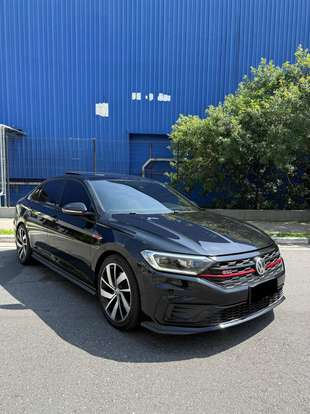 VOLKSWAGEN-JETTA-2021