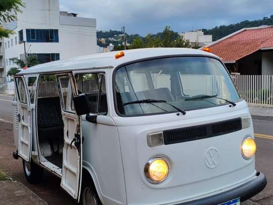 VOLKSWAGEN-KOMBI-1.6 STD 8V GASOLINA 3P MANUAL VOLKSWAGEN-KOMBI-1994