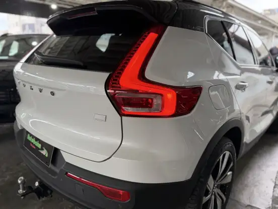 VOLVO-XC40-1.5 T5 RECHARGE R-DESIGN GEARTRONIC VOLVO-XC40-2021