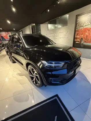 VOLVO XC40 1.5 T5 RECHARGE R-DESIGN GEARTRONIC VOLVO XC40 1.5 T5 RECHARGE R-DESIGN GEARTRONIC