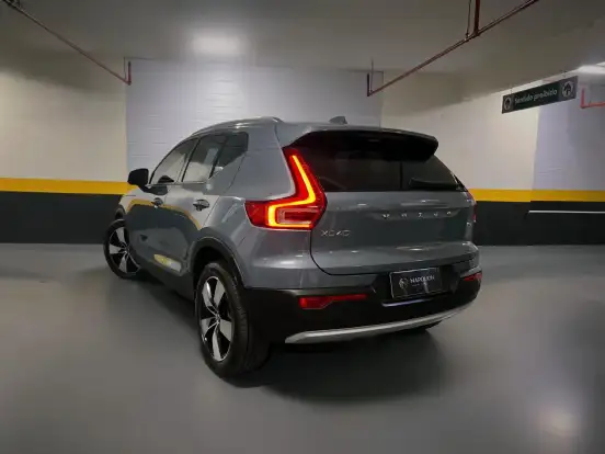 VOLVO-XC40-2.0 T5 GASOLINA MOMENTUM AWD GEARTRONIC VOLVO-XC40-2019