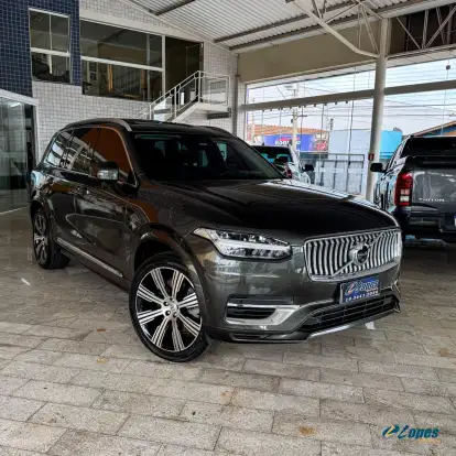 VOLVO-XC90-2019